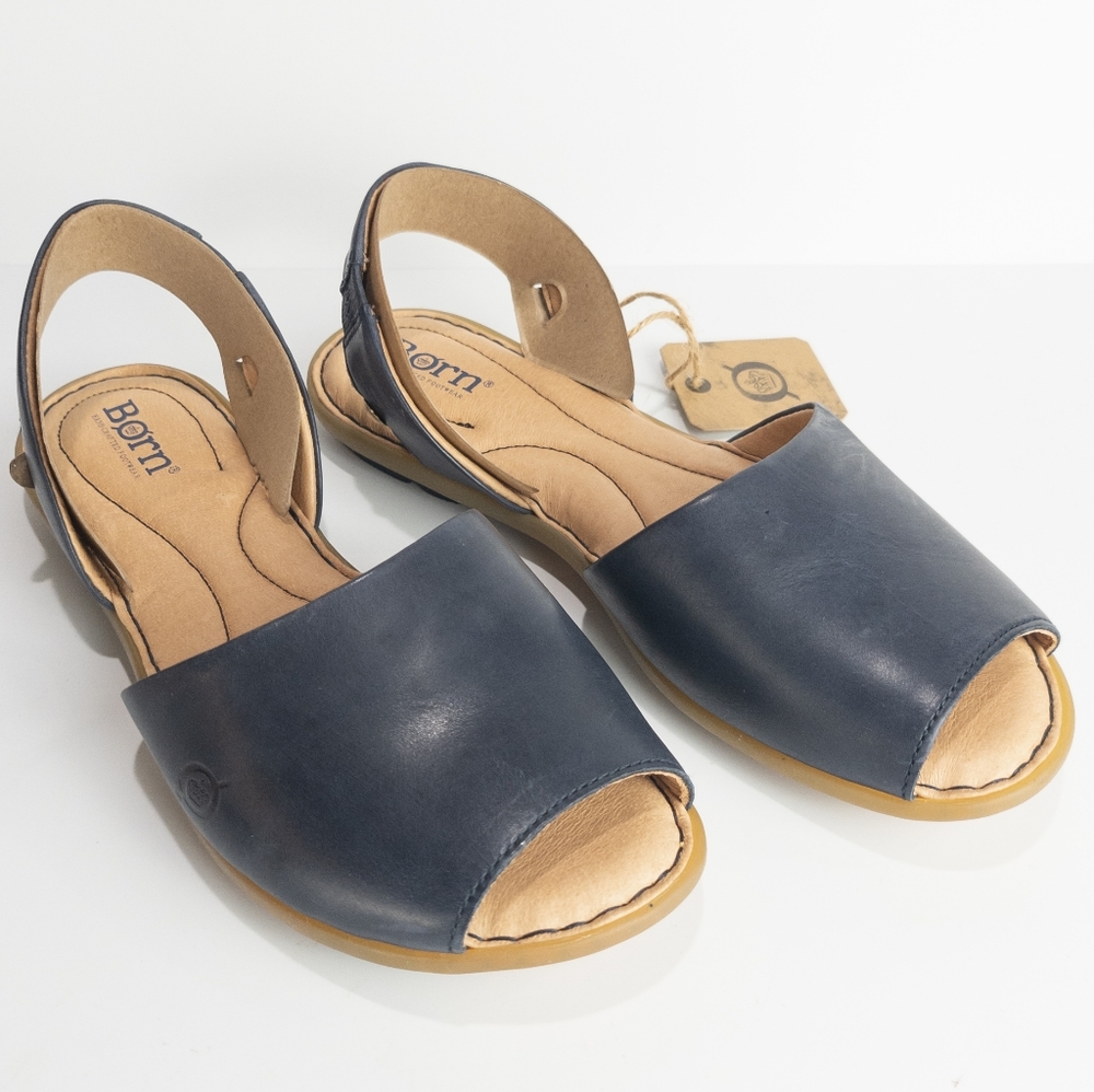 Born Trang Sandals -8 - Picture 2 of 6